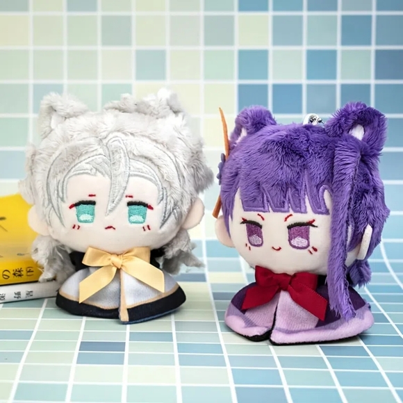 Genshin Raiden Shogun plushie keychain - Picture 2 of 2